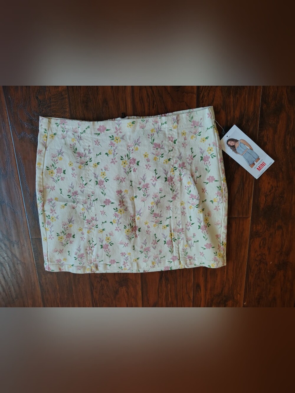 NWT Celebrity Pink slit front floral white denim mini skirt size XXL